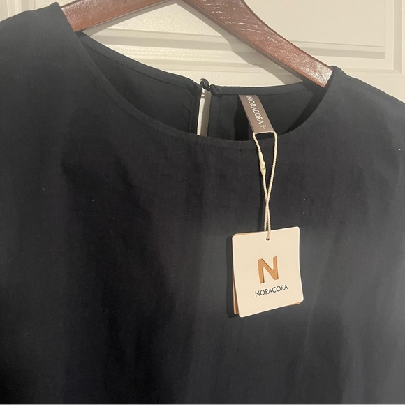 NWT 100% Cotton Blouse, size Small - Picture 2 of 5